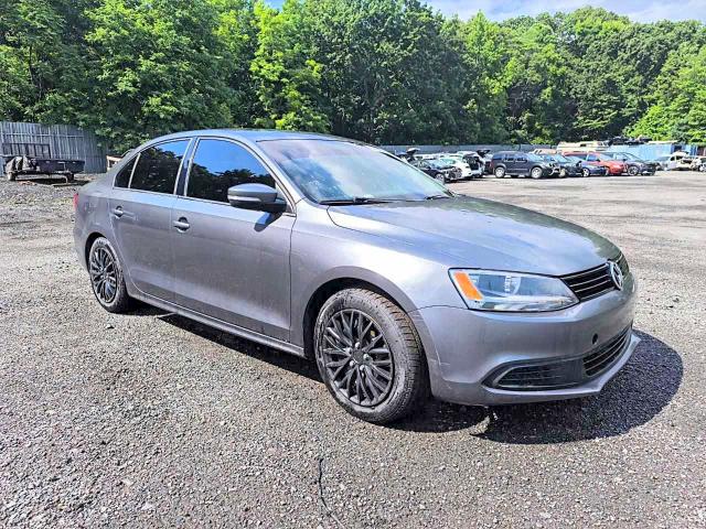 2014 Volkswagen Jetta VIN 3VWD17AJ9EM283546 COPART salvage auction — HAIL, Nj - Cert Of Title-Salvage (P), sold $775 on 2026-07-22 (photo 3)