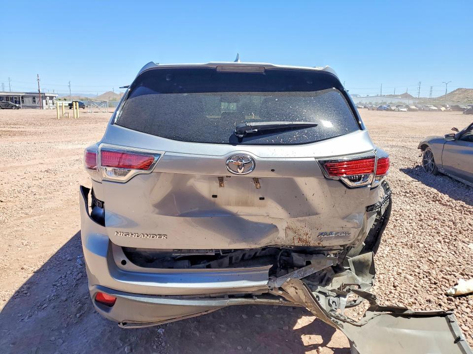 2016 Toyota Highlander VIN 5TDJKRFH6GS259485 COPART salvage auction — REAR END, Az - Cert Of Title - Salvage, sold $300 on 2026-07-28 (photo 6)
