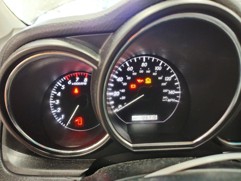 2004 Lexus Rx 330 VIN JTJHA31U040052587 COPART salvage auction — NORMAL WEAR, Wi - Certificate Of Title, sold $925 on 2026-07-08 (photo 9)