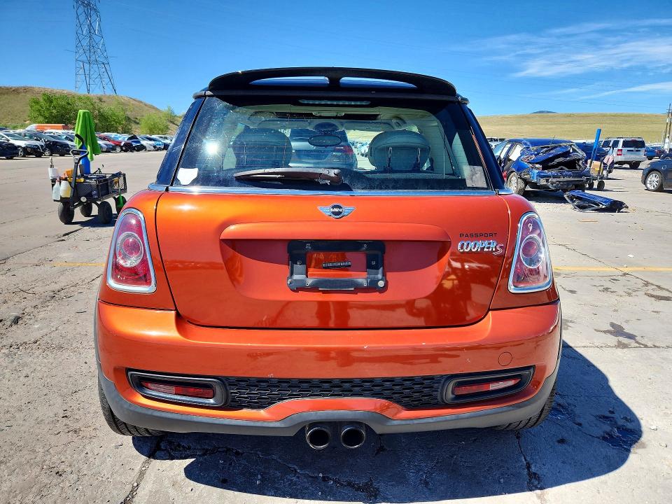 2013 Mini VIN WMWSV3C51DT388490 COPART salvage auction — HAIL, Co - Certificate Of Title, sold $2,300 on 2026-07-08 (photo 6)