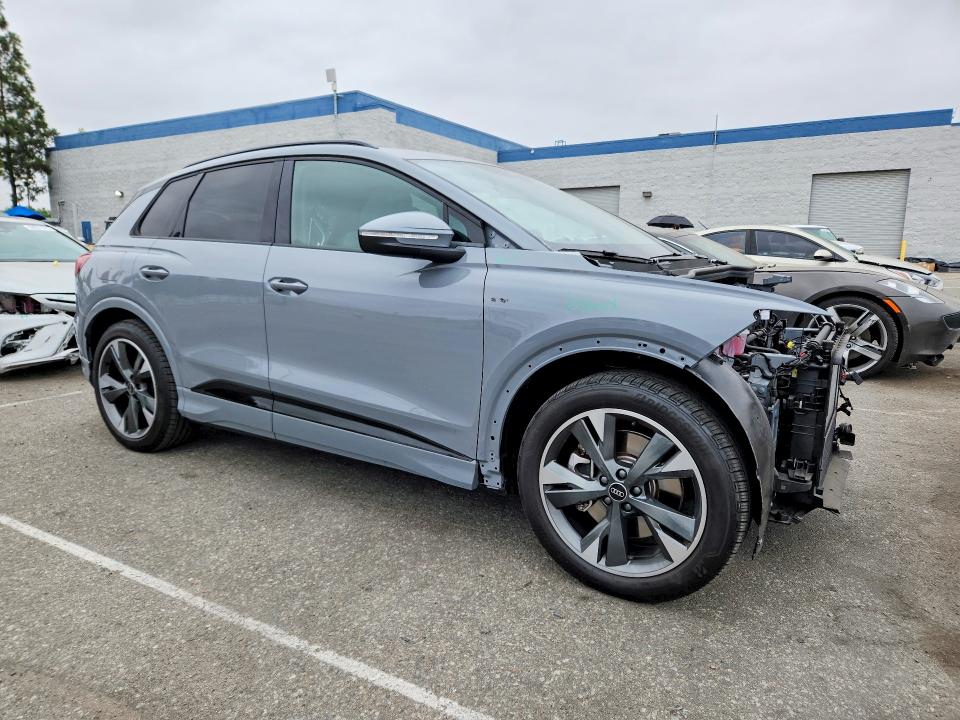 2024 Audi Q4 e-tron VIN WA1LUBFZXRP058912 COPART salvage auction — FRAME DAMAGE, Ca - Salvage Certificate, sold $13,500 on 2026-09-03 (photo 4)