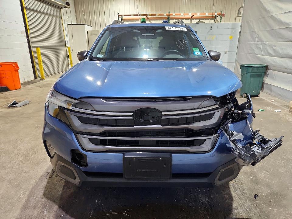 2025 Subaru Forester VIN JF2SLDRC9SH495471 COPART salvage auction — FRONT END, Nh - Cert Of Title-Salvage, sold $7,000 on 2026-07-30 (photo 5)