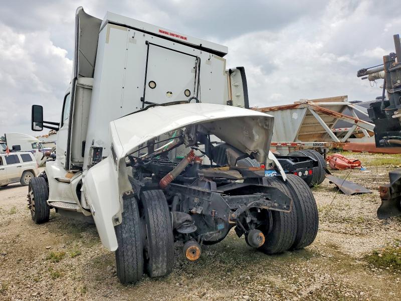 2019 Kenworth T680 VIN 1NKYA38X4KJ243518 COPART salvage auction — FRONT END, TX - SALVAGE VEHICLE TITLE, sold $2,750 on 2026-09-10 (photo 3)