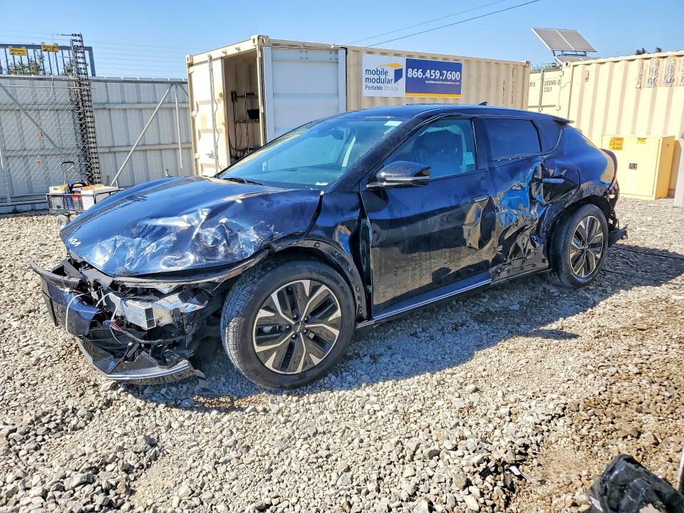2023 Kia Ev6 VIN KNDC34LA4P5609718 COPART salvage auction — FRONT END, CA - SALVAGE CERTIFICATE, sold $2,300 on 2026-07-13 (photo 1)