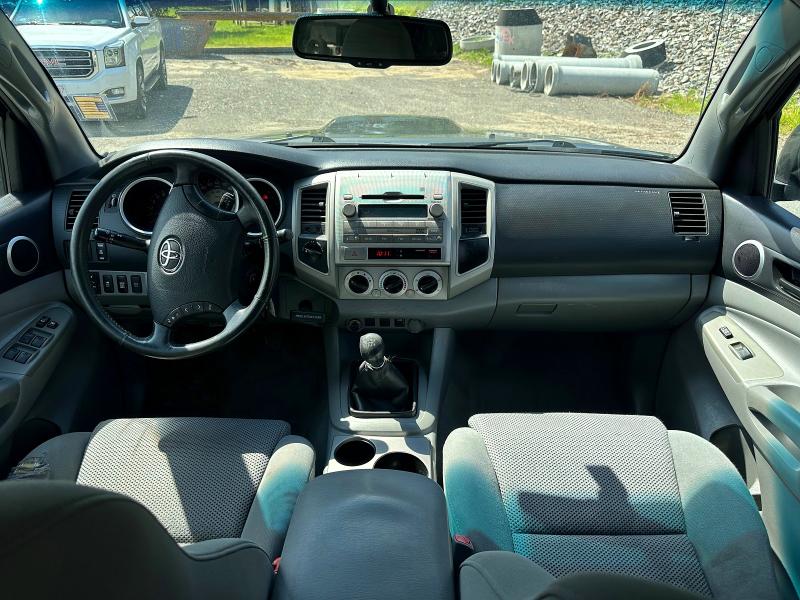 2010 Toyota Tacoma VIN 5TELU4EN4AZ695193 COPART salvage auction — MINOR DENT/SCRATCHES, Ma - Certificate Of Title (P), sold $8,200 on 2026-07-14 (photo 9)