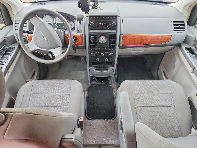 2008 Chrysler Voyager VIN 2A8HR44H18R663992 COPART salvage auction — SIDE, Al - Cert Of Title-Salvage Title, sold $200 on 2026-07-08 (photo 8)
