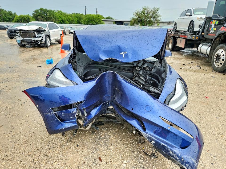 2020 Tesla Model 3 VIN 5YJ3E1EB3LF617185 COPART salvage auction — FRONT END, Tx - Salvage Vehicle Title, sold $3,750 on 2026-07-02 (photo 5)
