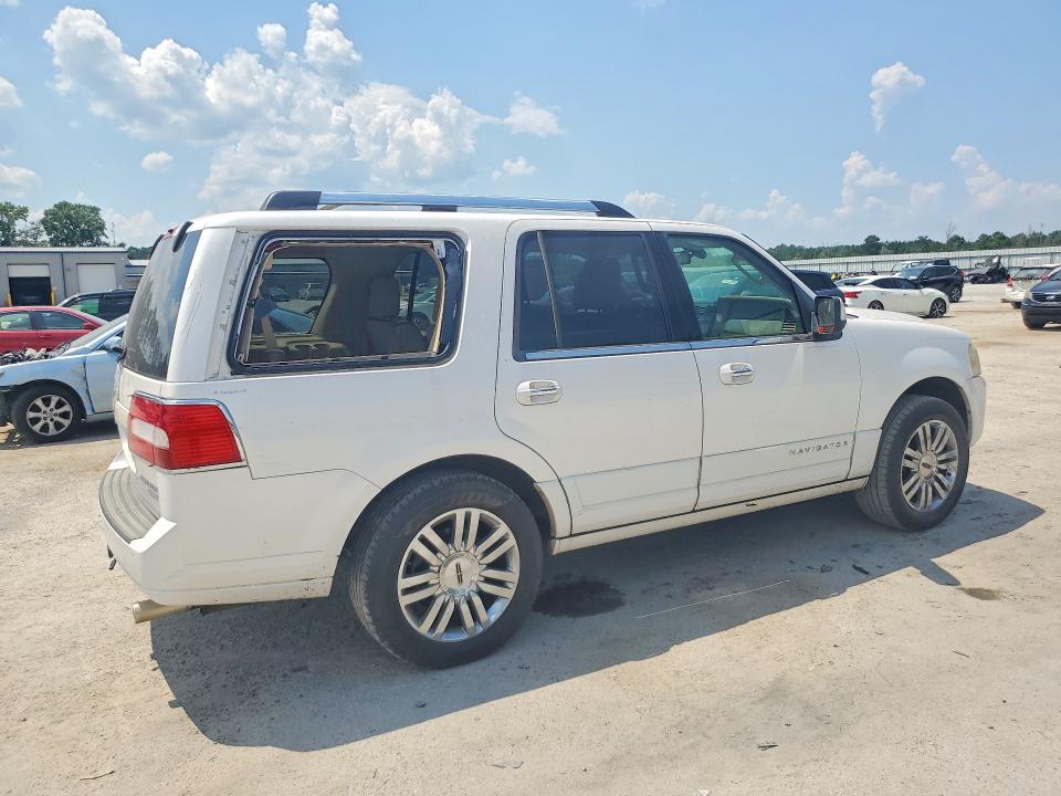 2009 Lincoln Navigator VIN 5LMFU275X9LJ00820 COPART salvage auction — VANDALISM, Sc - Cert Of Title-Salvage, sold $650 on 2026-07-20 (photo 3)