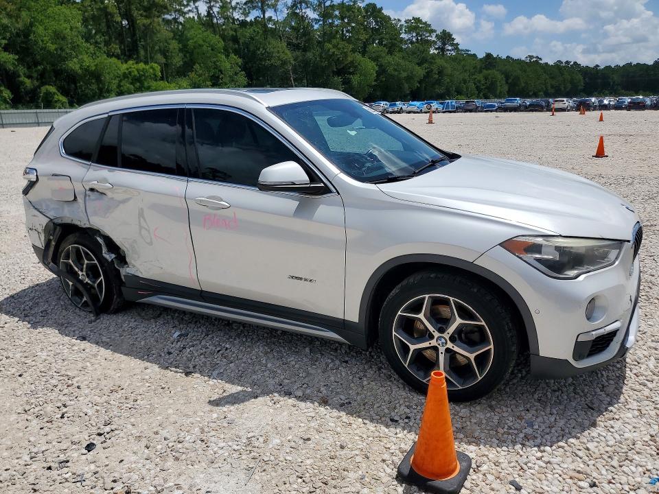 2017 BMW VIN WBXHT3C38H5F87991 COPART salvage auction — SIDE, Tx - Salvage Vehicle Title, sold $2,500 on 2026-07-02 (photo 4)