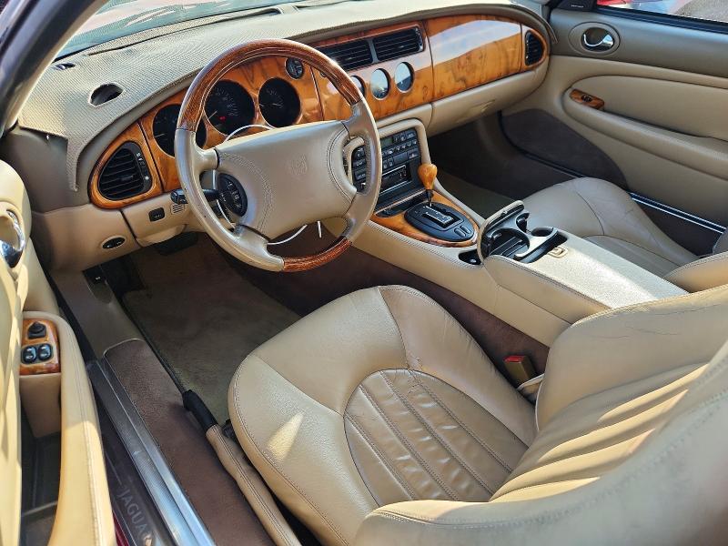 1999 Jaguar Xk series VIN SAJGX2044XC037183 COPART salvage auction — NORMAL WEAR, AZ - CERTIFICATE OF TITLE, sold $1,250 on 2026-07-02 (photo 8)