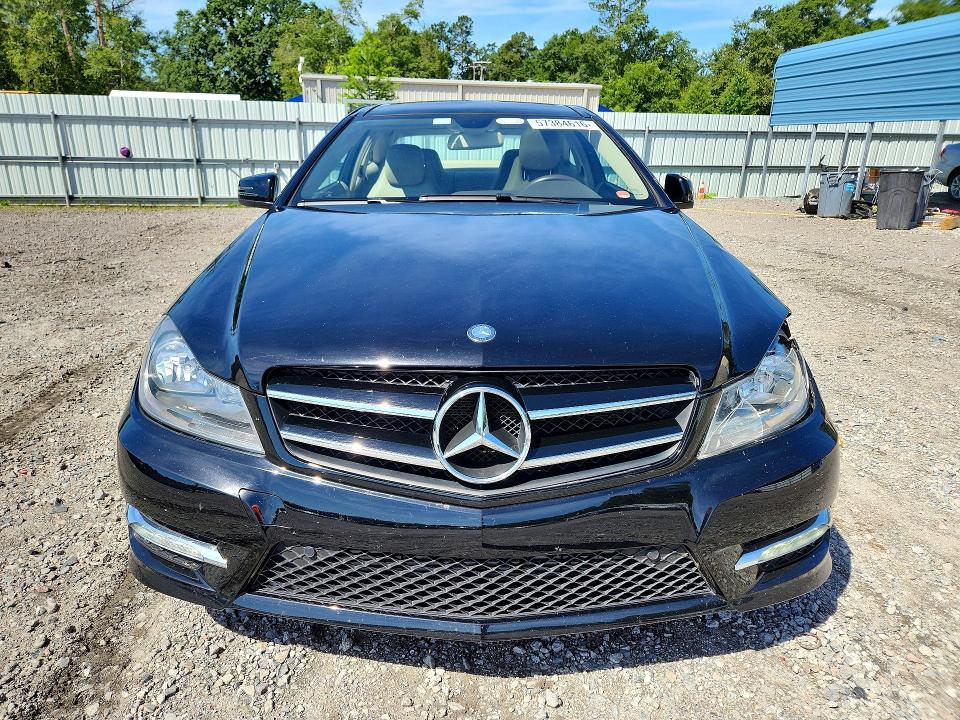 2015 Mercedes-benz C-klasse VIN WDDGJ4HB3FG431561 COPART salvage auction — SIDE, Sc - Cert Of Title-Salvage, sold $325 on 2026-07-28 (photo 5)