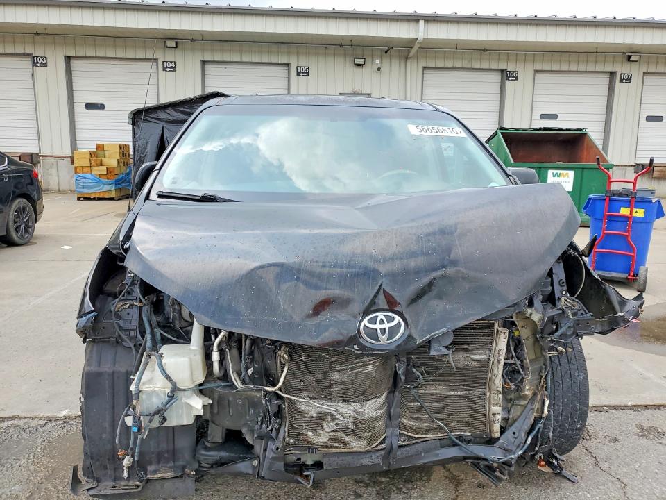 2011 Toyota Sienna VIN 5TDXK3DC5BS029363 COPART salvage auction — FRONT END, Fl - Cert Of Title Slvg Rebuildable, sold $900 on 2026-07-06 (photo 5)