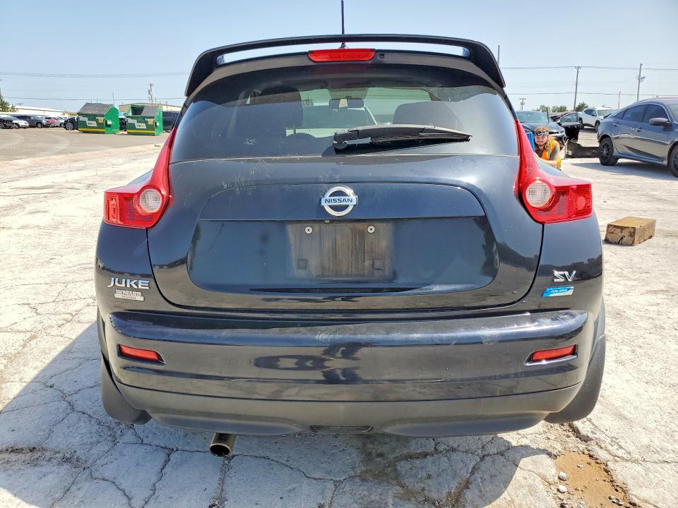 2014 Nissan Juke VIN JN8AF5MR9ET451916 COPART salvage auction — VANDALISM, Ok - Cert Of Title-Salvage Rec Thft, sold $1,600 on 2026-07-23 (photo 6)