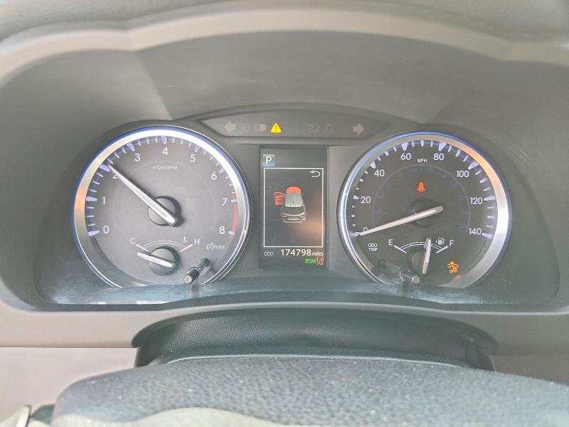 2017 Toyota Highlander VIN 5TDJZRFH5HS512888 COPART salvage auction — FRONT END, Ok - Cert Of Title-Salvage, sold $9,000 on 2026-07-06 (photo 9)