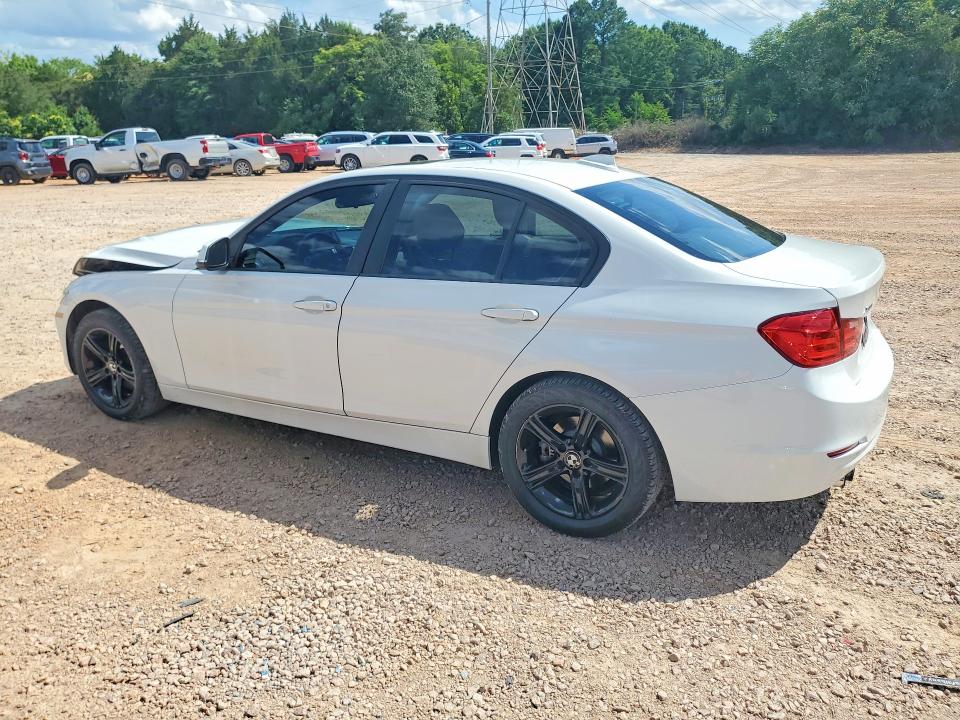 2014 BMW 3er VIN WBA3B5G53ENS10928 COPART salvage auction — FRONT END, Nc - Salvage Certificate Of Title, sold $1,400 on 2026-08-03 (photo 2)