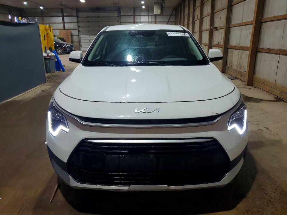 2026 Kia Niro VIN KNDCP3LE5T5318592 COPART salvage auction — SIDE, OH - CERTIFICATE OF TITLE, sold $8,600 on 2026-07-20 (photo 5)