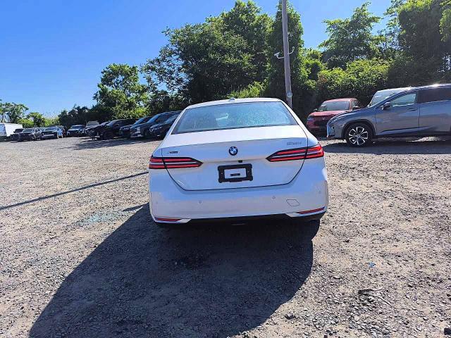 2026 BMW 5er VIN WBA53FJ01TCW71868 COPART salvage auction — HAIL, Nj - Cert Of Title-Salvage, sold $39,750 on 2026-07-28 (photo 6)