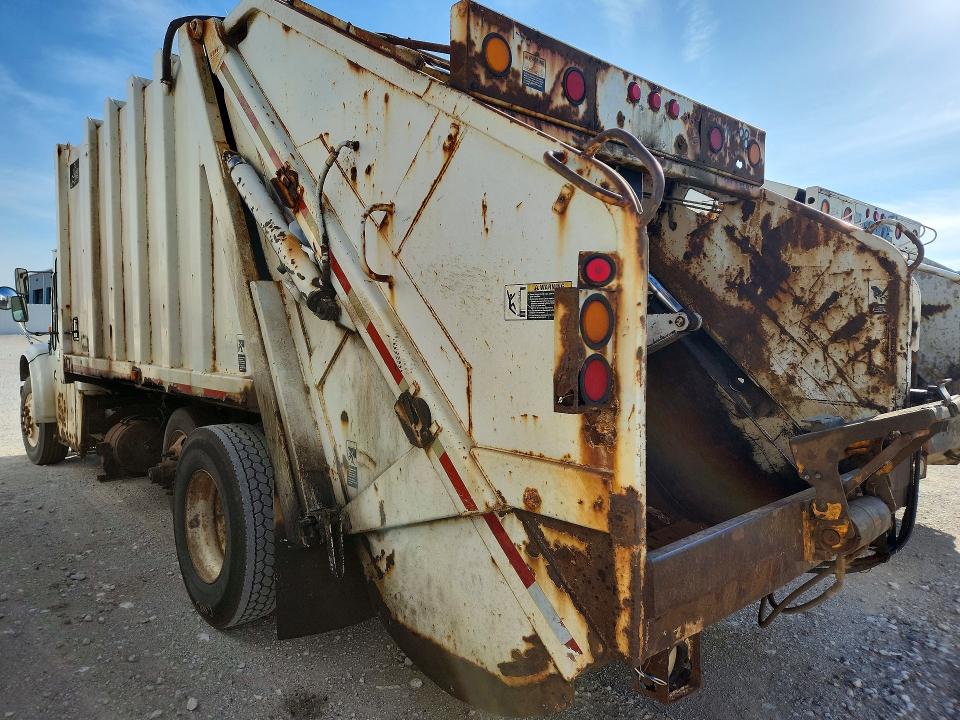 1998 International 4000 series VIN 1HTSDAAR3WH498532 COPART salvage auction — NORMAL WEAR, Fl - Certificate Of Destruction (P), sold $1,500 on 2026-07-09 (photo 2)