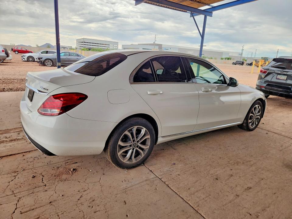 2017 Mercedes-benz C-klasse VIN 55SWF4KB8HU230461 COPART salvage auction — FRONT END, Az - Cert Of Title - Salvage, sold $2,650 on 2026-08-25 (photo 3)