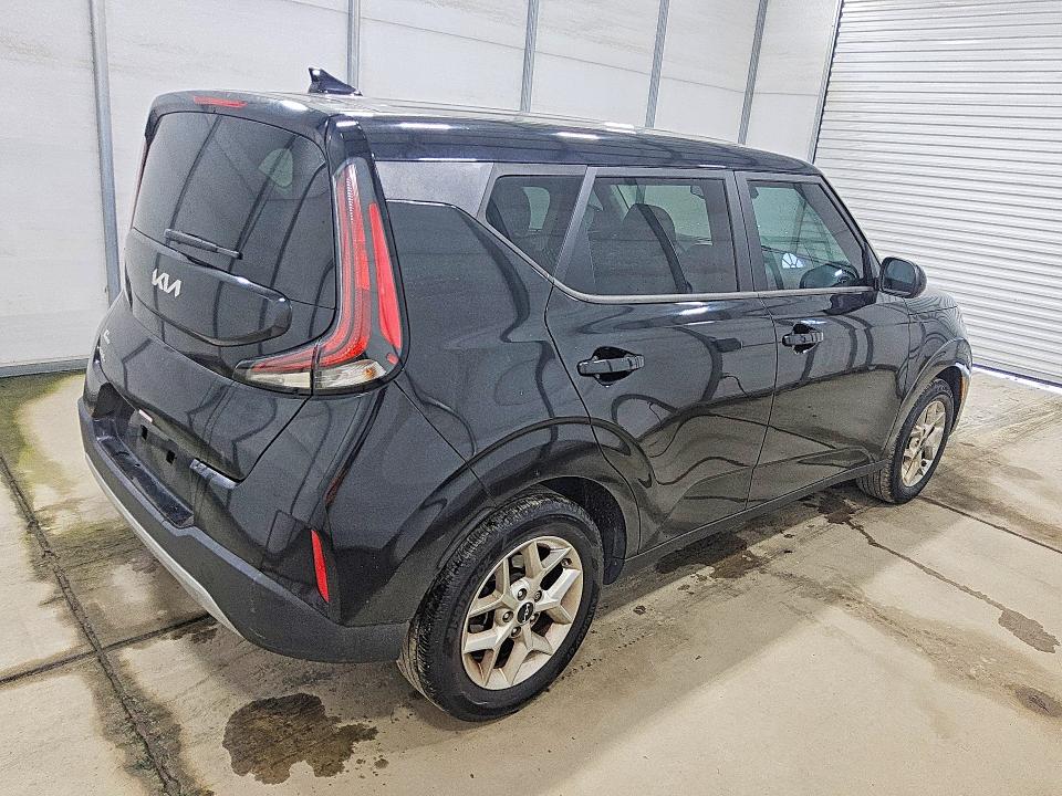 2024 Kia Soul VIN KNDJ23AUXR7897883 COPART salvage auction — MINOR DENT/SCRATCHES, GA - CERTIFICATE OF TITLE, sold $12,800 on 2026-07-16 (photo 3)