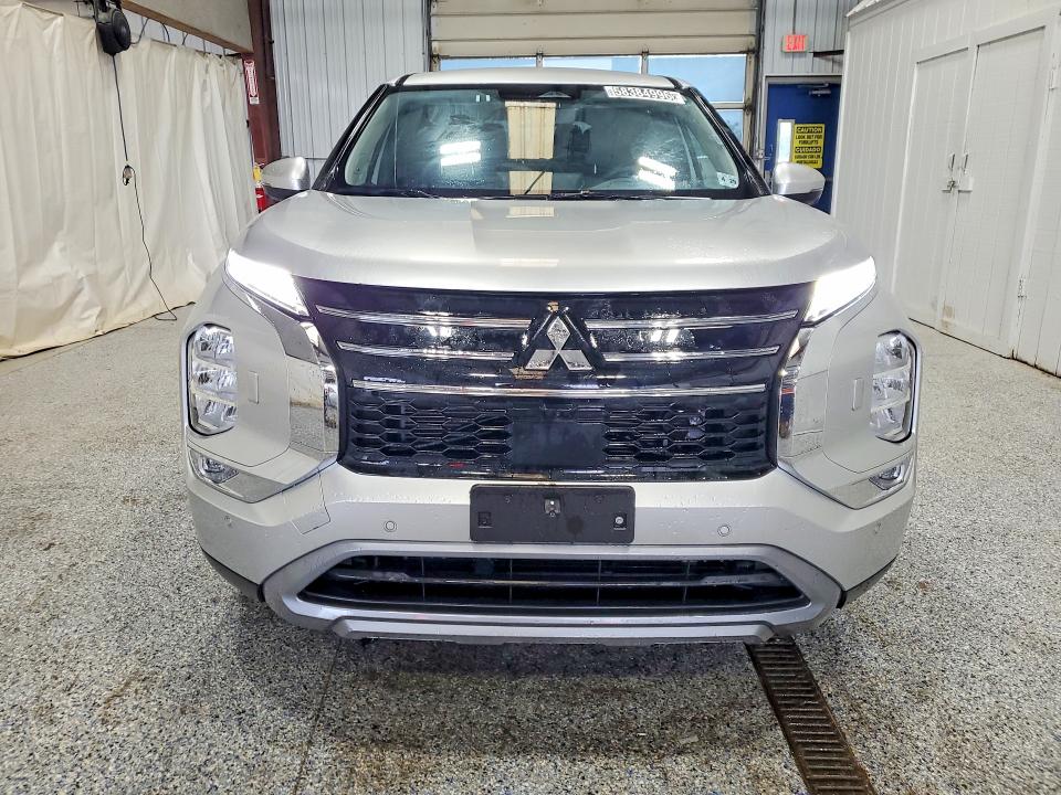 2025 Mitsubishi Outlander VIN JA4J4VA87SZ016716 COPART salvage auction — NORMAL WEAR, Nj - Certificate Of Title, sold $18,300 on 2026-07-08 (photo 5)