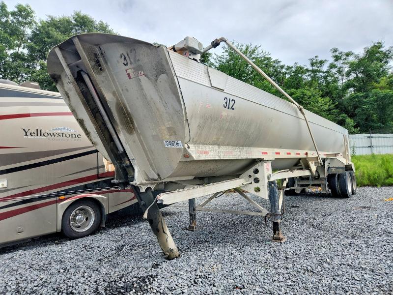2016 Travis Dump trailer VIN 48XFF3927G1010673 COPART salvage auction — ROLLOVER, GA - CERT OF TITLE-SALVAGE, sold $175 on 2026-07-23 (photo 2)