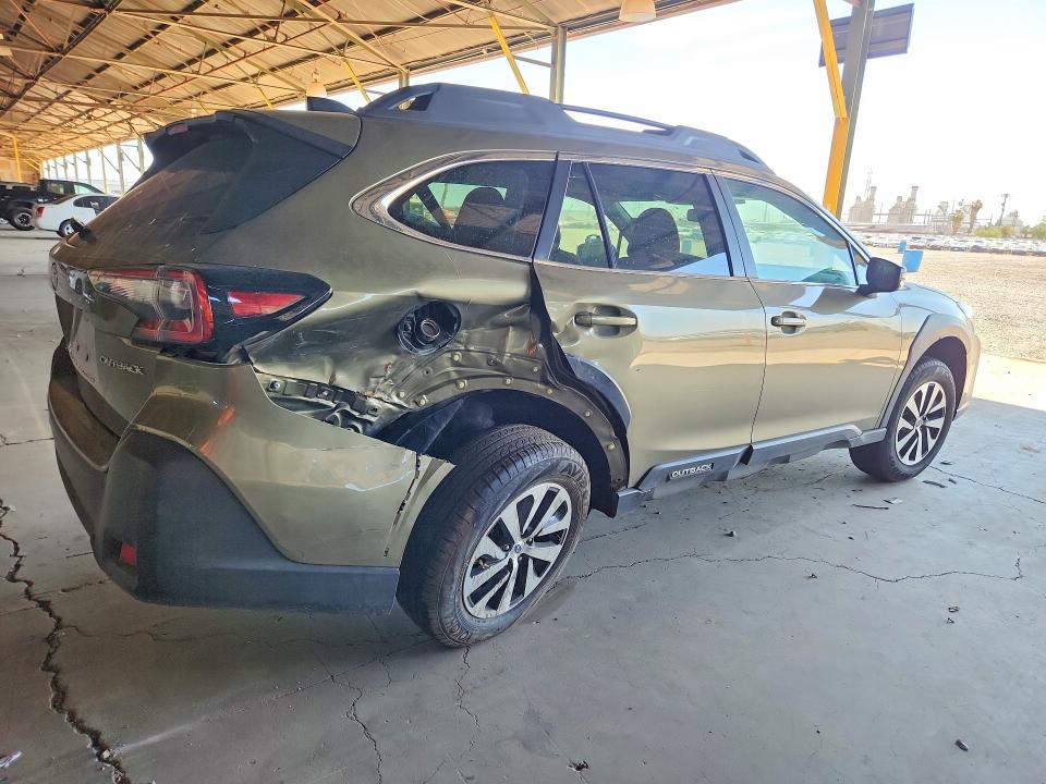 2025 Subaru LEGACY VIN 4S4BTAFC0S3244526 COPART salvage auction — REAR END, Fl - Certificate Of Destruction, sold $9,100 on 2026-07-29 (photo 3)
