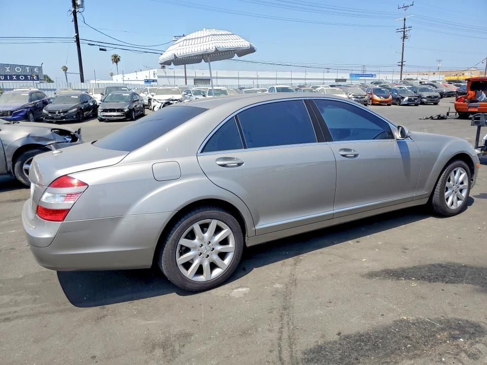 2007 Mercedes-benz S class VIN WDDNG71X87A021128 COPART salvage auction — MINOR DENT/SCRATCHES, CA - SALVAGE CERTIFICATE, sold $2,200 on 2026-07-15 (photo 3)