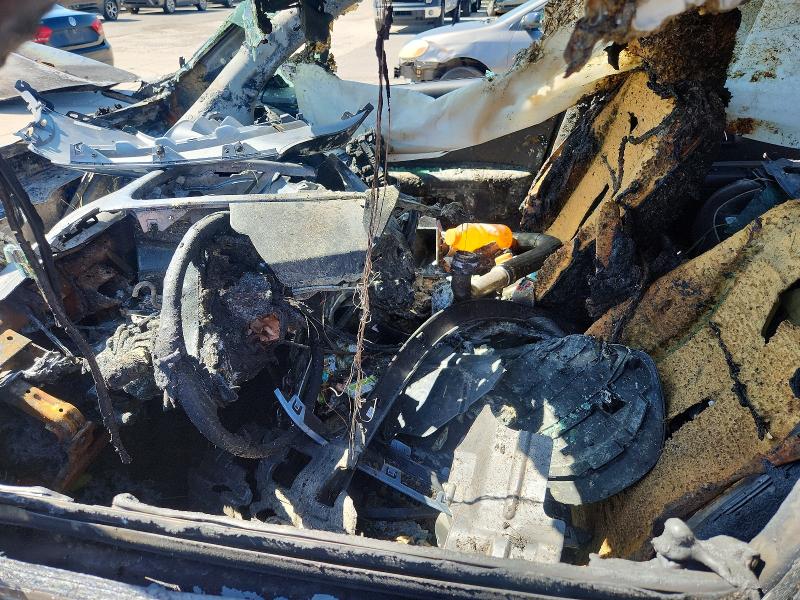 2019 Chevrolet Trax VIN KL7CJPSB8KB809977 COPART salvage auction — BURN, In - Bill Of Sale - Parts Only, sold $250 on 2026-07-06 (photo 7)
