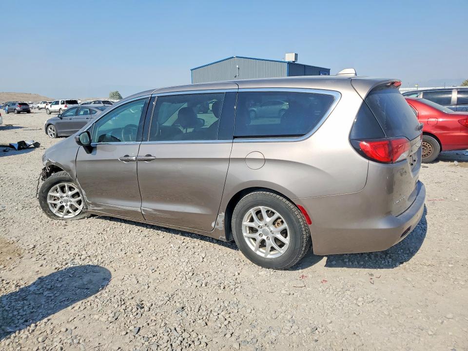 2018 Chrysler VIN 2C4RC1CG2JR133041 COPART salvage auction — FRONT END, UT - SALVAGE CERTIFICATE, sold $3,200 on 2026-07-31 (photo 2)