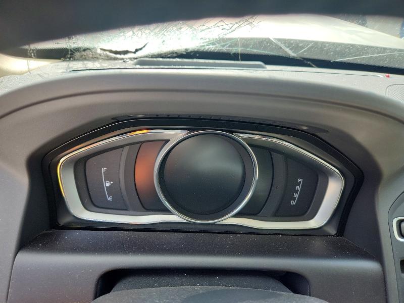 2017 Volvo Xc60 VIN YV440MDU5H2121044 COPART salvage auction — FRONT END, Tx - Salvage Vehicle Title, sold $1,300 on 2026-07-10 (photo 9)