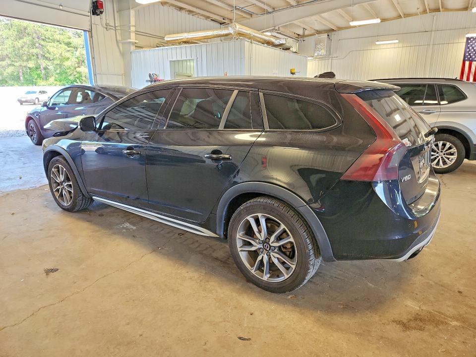 2018 Volvo V60 VIN YV440MWK3J2056440 COPART salvage auction — FRONT END, Mn - Cert Of Title-Salvage, sold $325 on 2026-08-11 (photo 2)