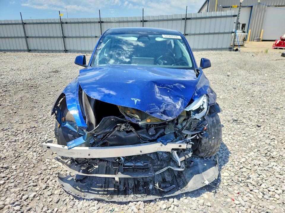 2023 Tesla Model y VIN 7SAYGDEE0PA192655 COPART salvage auction — FRONT END, IL - SALVAGE CERTIFICATE, sold $5,000 on 2026-07-27 (photo 5)