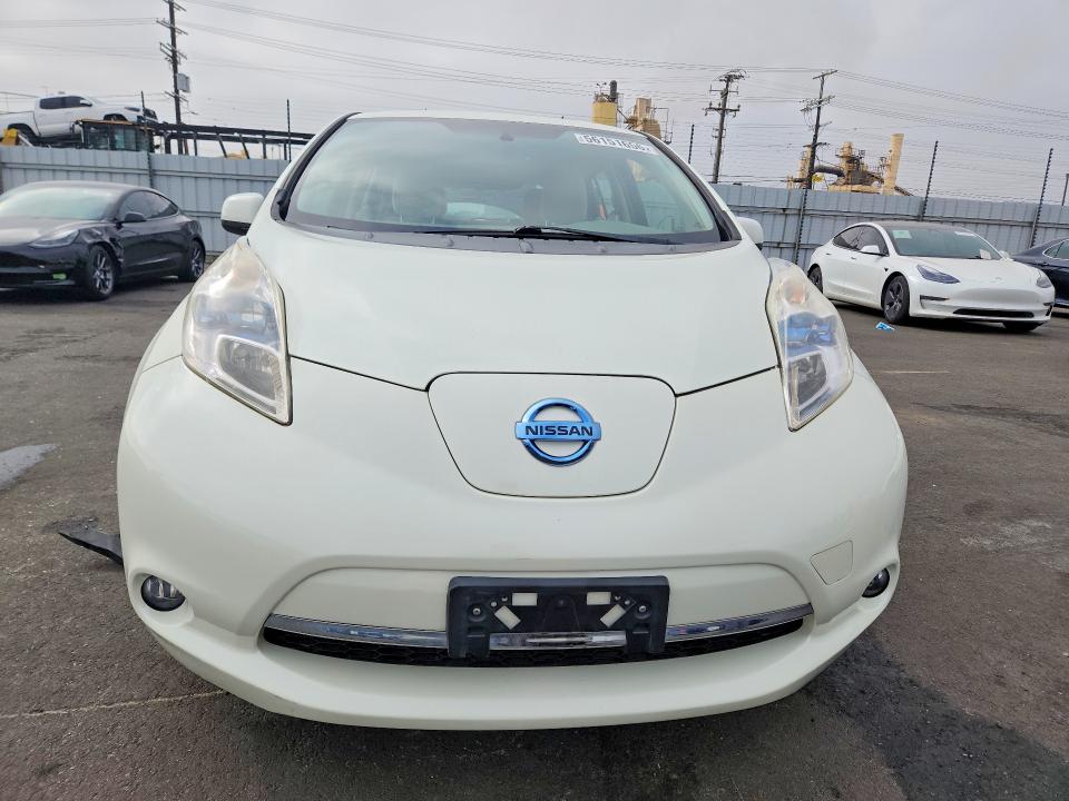 2012 Nissan Leaf VIN JN1AZ0CP1CT023831 COPART salvage auction — REAR END, Ca - Salvage Certificate, sold $425 on 2026-07-08 (photo 5)