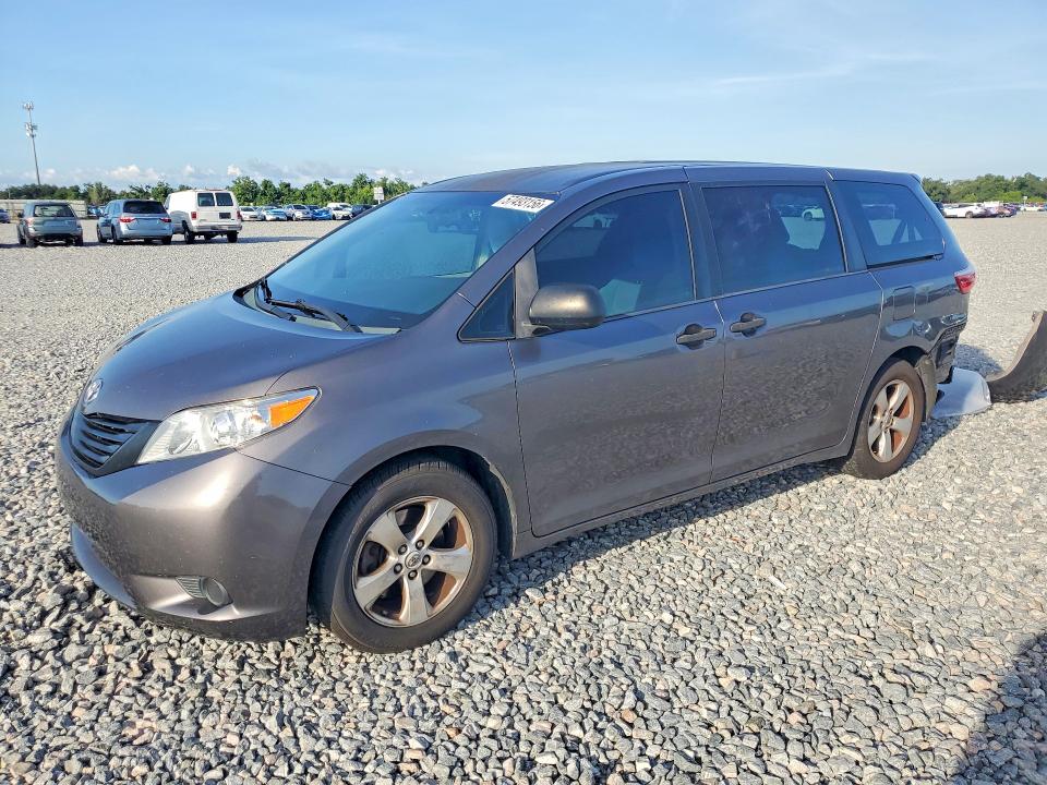 2015 Toyota Sienna VIN 5TDZK3DC4FS603191 COPART salvage auction — REAR END, Fl - Cert Of Title Slvg Rebuildable, sold $2,900 on 2026-07-10 (photo 1)