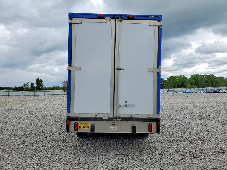 2023 Ford E-350 VIN 1FDWE3FK5PDD09760 COPART salvage auction — MINOR DENT/SCRATCHES, Oh - Certificate Of Title, sold $11,500 on 2026-07-27 (photo 6)
