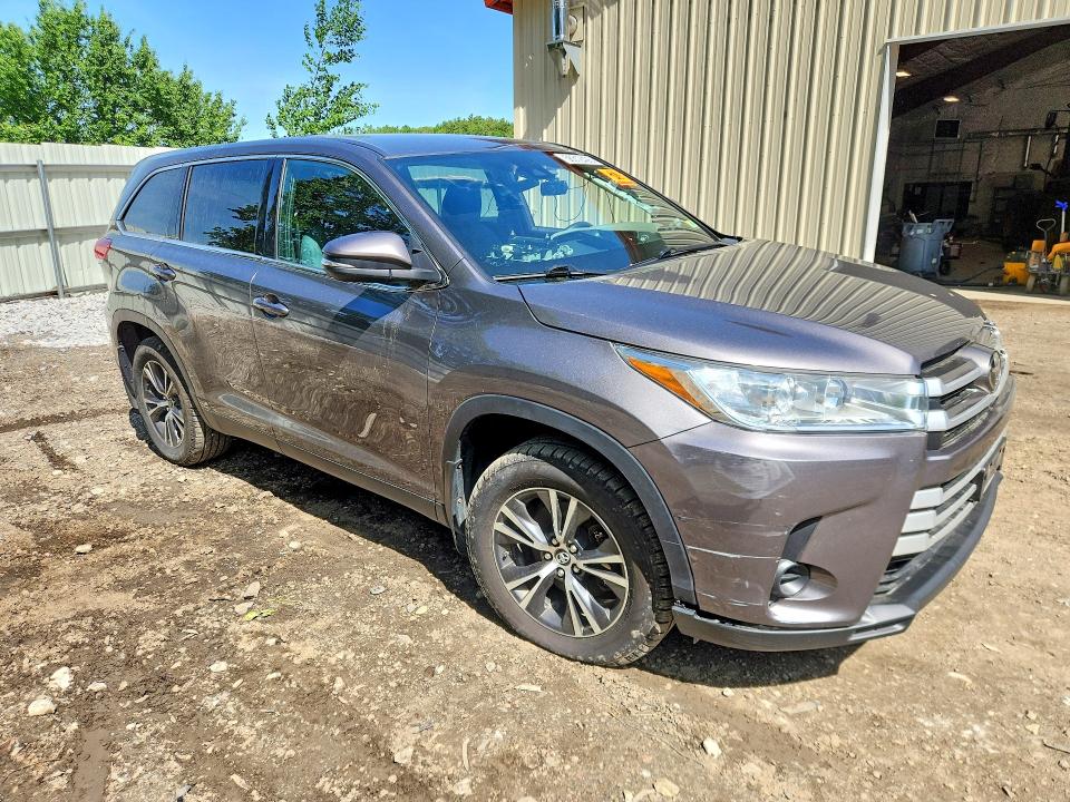 2019 Toyota Highlander VIN 5TDBZRFH1KS722495 COPART salvage auction — FRONT END, Vt - Cert Of Title-Salvage Vehicle, sold $8,300 on 2026-07-06 (photo 4)