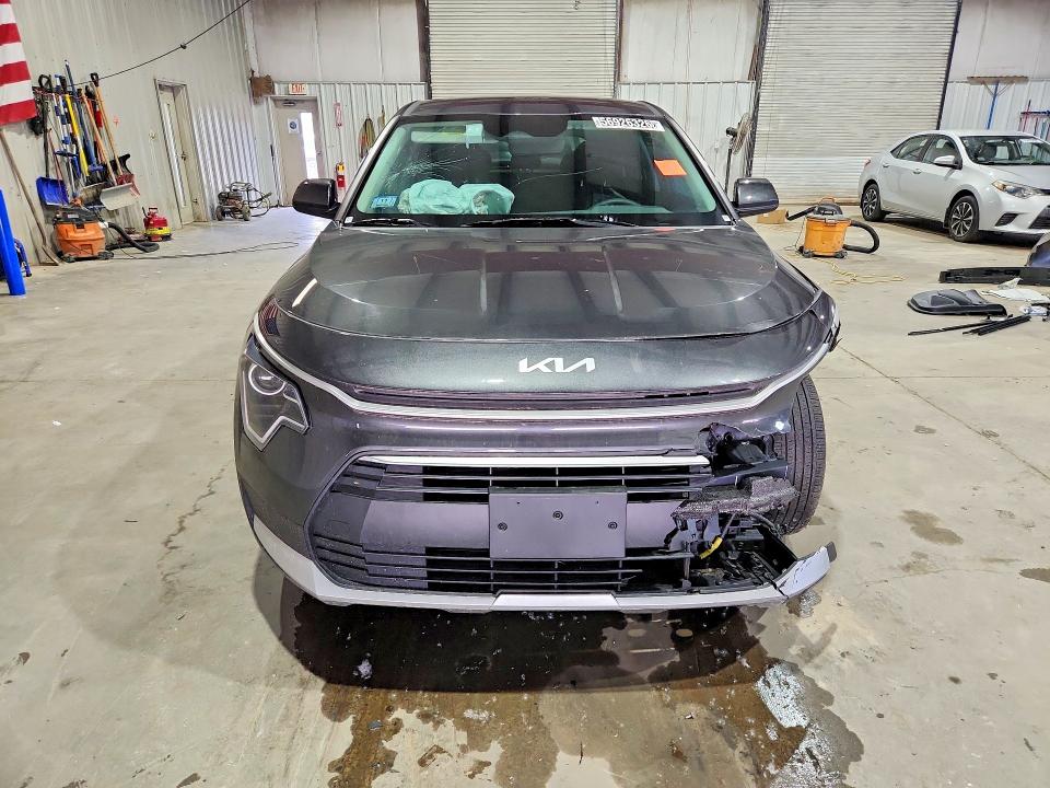 2026 Kia Niro VIN KNDCP3LE1T5329122 COPART salvage auction — FRONT END, FL - CERTIFICATE OF TITLE, sold $8,100 on 2026-07-08 (photo 5)