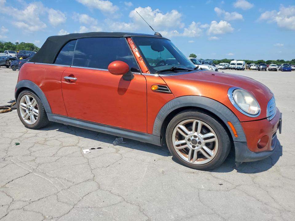 2011 Mini Cooper VIN WMWZN3C53BT133061 COPART salvage auction — NORMAL WEAR, Tn - Certificate Of Title, sold $175 on 2026-07-27 (photo 4)