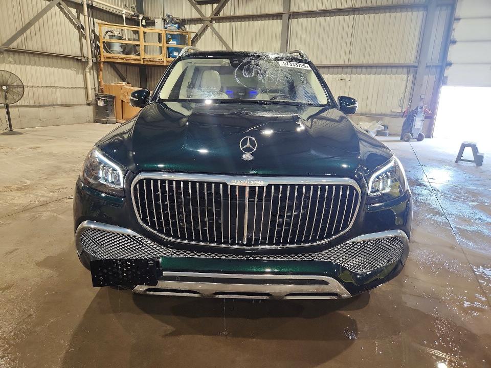 2023 Mercedes-benz Maybach VIN 4JGFF8HB9PA889751 COPART salvage auction — VANDALISM, ON - PERMIT NO BRAND - UNFIT, sold $63,000 on 2026-07-22 (photo 5)