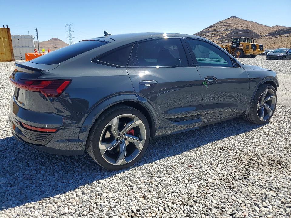 2024 Audi Sq8 VIN WA1DCBGE5RB051740 COPART salvage auction — FRONT END, Nv - Salvage Title, sold $24,000 on 2026-07-15 (photo 3)