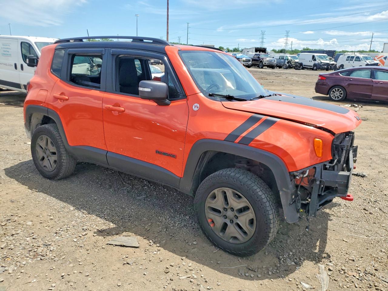 2018 Jeep Renegade VIN ZACCJBCB6JPG73390 COPART salvage auction — Front End, MI - CERT OF TITLE-SALVAGE VEHICLE, sold $650 on 2026-07-10 (photo 4)