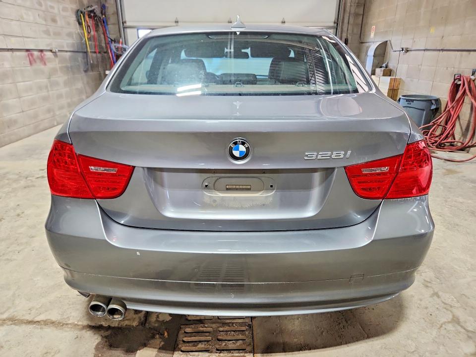 2009 BMW 3 series VIN WBAPK73509A450745 COPART salvage auction — MECHANICAL, Mn - Certificate Of Title, sold $925 on 2026-07-21 (photo 6)