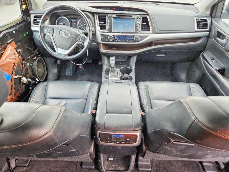 2017 Toyota Highlander VIN 5TDJZRFH4HS400177 COPART salvage auction — SIDE, OK - CERT OF TITLE-SALVAGE, sold $6,000 on 2026-07-29 (photo 8)