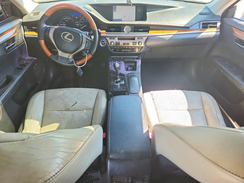 2013 Lexus VIN JTHBW1GG7D2032484 COPART salvage auction — SIDE, Ok - Cert Of Title-Salvage, sold $500 on 2026-07-28 (photo 8)