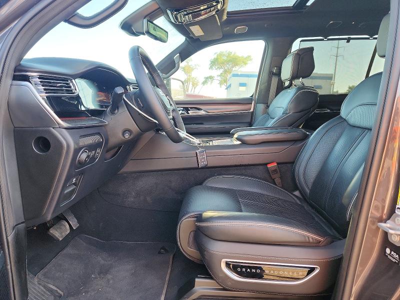 2025 Jeep Grand wagoneer VIN 1C4SJSFP1SS522598 COPART salvage auction — NORMAL WEAR, Tx - Certificate Of Title, sold $41,250 on 2026-07-02 (photo 7)