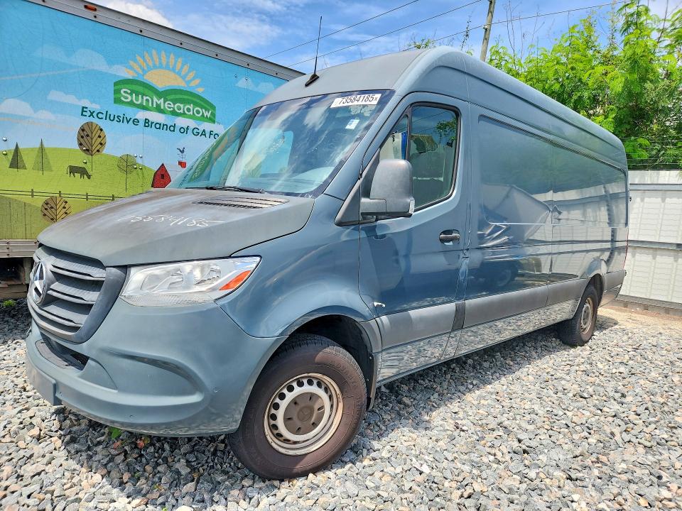 2019 Mercedes-benz VIN WD4PF1CD6KT011786 COPART salvage auction — MINOR DENT/SCRATCHES, FL - CERTIFICATE OF TITLE, sold $6,000 on 2026-07-22 (photo 1)