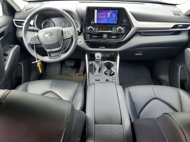 2024 Toyota Highlander VIN 5TDKBRCH6RS609919 COPART salvage auction — SIDE, Pa - Certificate Of Salvage, sold $21,600 on 2026-07-14 (photo 8)
