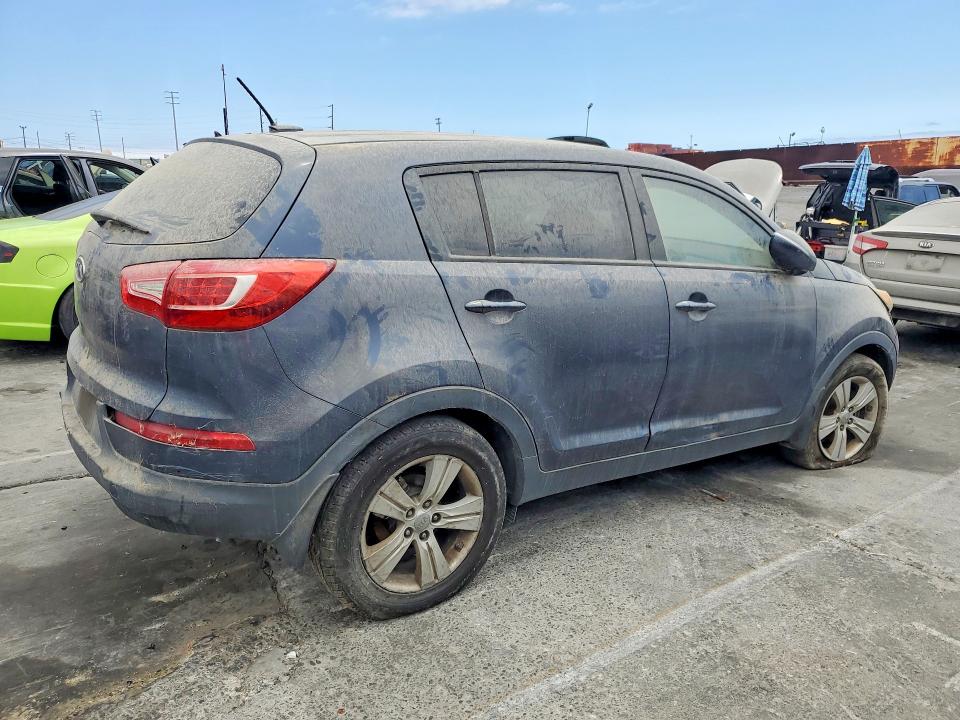 2012 Kia Sportage VIN KNDPB3A27C7307283 COPART salvage auction — FRONT END, CA - DIS/DLR/EXP ONLY LIEN PAPERS, sold $1,150 on 2026-07-06 (photo 3)