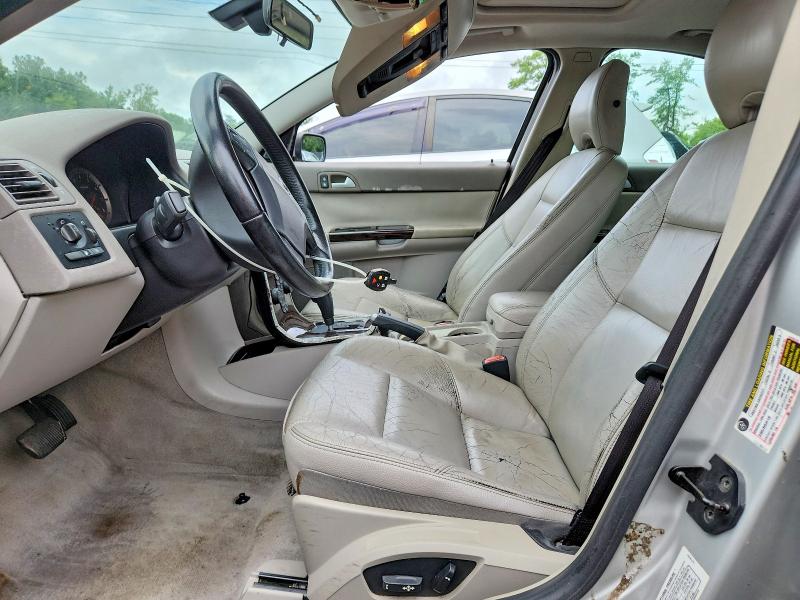2005 Volvo S40 VIN YV1MS382552108171 COPART salvage auction — FRONT END, Md - Cert Of Salvage > 75% Damage, sold $300 on 2026-07-07 (photo 7)